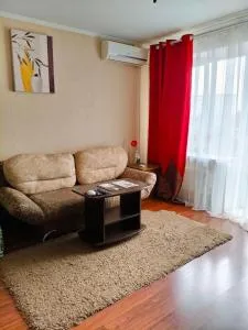 Spacious apartment with balcony - Peschanskoye