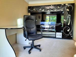 Один каштан Квартира у м Полтава Мережа Alex Apartments Документи для відряджень Безконтактне заселення 24-7