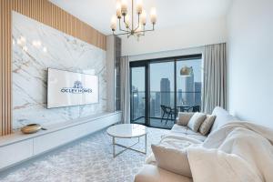 Luxury Home with Breathtaking Burj Khalifa Views