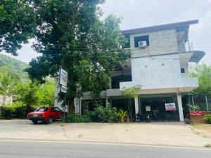 City Life Hotel and Restaurant