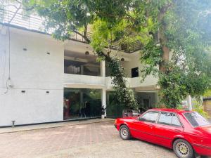 City Life Hotel and Restaurant