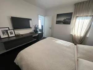 MiDaMi 24h Hotel Self-Checkin - 施瓦瑙