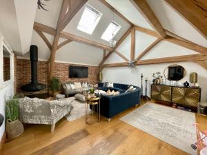 Open plan barn conversion in Herefordshire