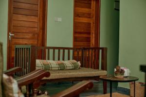 Mesa, Mama Ket Homes Arusha