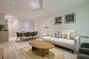 Dobo Madrid Pinar Aptos Temporales