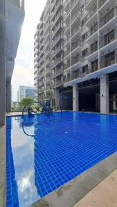 Cozy Condo Stay Near MOA