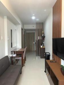 Cozy Condo Stay Near MOA