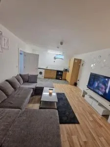 The Hime - Theydon Bois