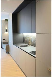 HaPPy Inn Exclusive studio, Self check in, Parking