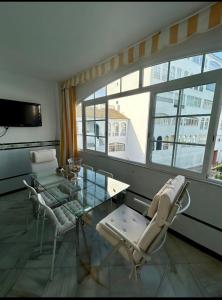 Apto Laguna con piscina