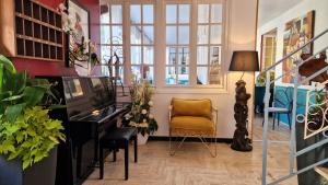 Hotels Hotel Saint Jacques : photos des chambres