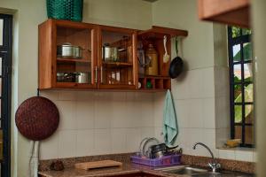 Mesa, Mama Ket Homes Arusha