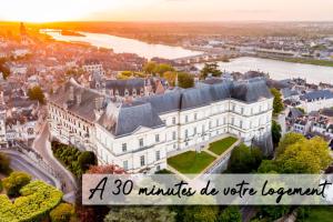 Appartements Loft Suite de luxe - Jacuzzi - SPA - Balneo Vendome : photos des chambres