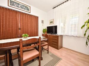 Apartment Tino-1 by Interhome 