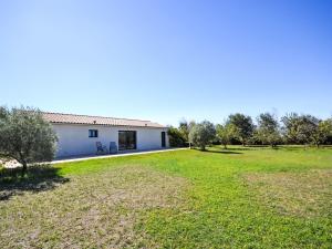 Maisons de vacances Holiday Home L'Oliveraie by Interhome : photos des chambres