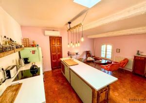 Appartements Magnifique appartement, coeur d-Uzes, clim : Appartement 2 Chambres