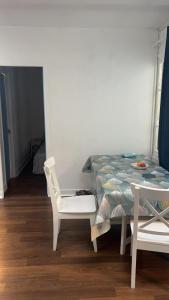 Charming flat Arc de Triomphe