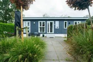 Huisje Tzummarum, Harlingen, Terschelling, Waddenzee - Koehool