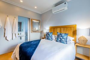 Oceans Guest House & Luxurious Apartments