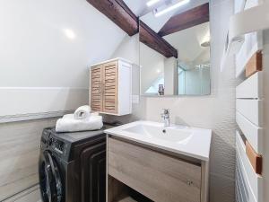 Le NID DE CIGOGNE - Calme - Neuf - CLIMATISATION - Haut de gamme - Dernier étage