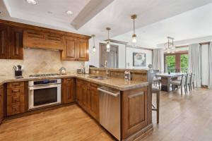 Aspen Mountain Residences, Formerly Grand Hyatt, 2 Bedroom Residence