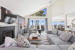 133 Dune Ln, Oceanfront, Private Pool, Free Golf, Bike or Walk to Coligny