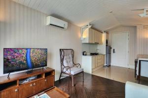 Luxury 1 Bedroom condo close to Beach - G411