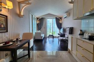 Luxury 1 Bedroom condo close to Beach - G411