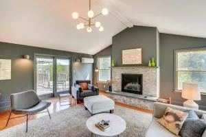 Home with Fire Pit, Near Downtown Hudson and Skiing! - Copake