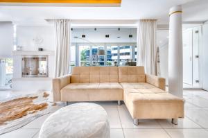 Penthouse apartment