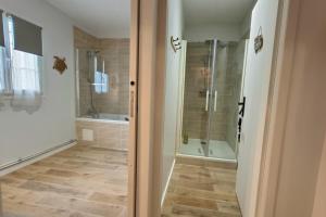 Maisons de vacances Gite du petit ruisseau 6,5km du zoo : photos des chambres