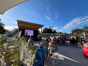 Campings CAMPING LES OURMES : photos des chambres