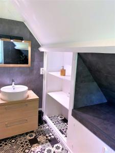 Maisons de vacances Le Jardin d'Ana, 1,5km du Zoo, 2km du Centre-Ville : photos des chambres