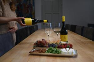 Barka Galéria Hotel és Étterem