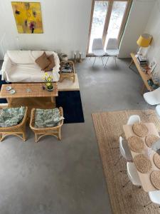 Kustnära hus i Bovallstrand