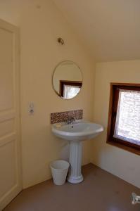 Maisons de vacances Comfortable One Bed Gite with Hot Tub : photos des chambres