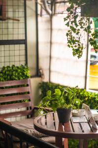 Homey and Cozey Poblacion Makati S08