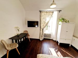 Helena Old Town Apartment