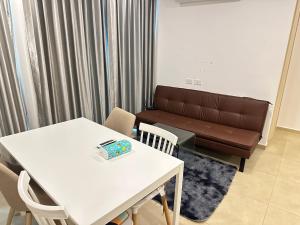 Olympus city garden sun