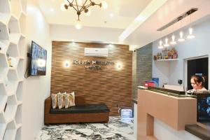 Lolita Heights Hotel