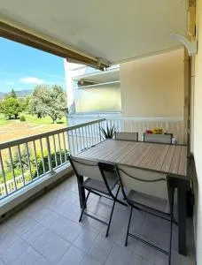 14475 deux pièces dans une résidence - La Napoule-Plage