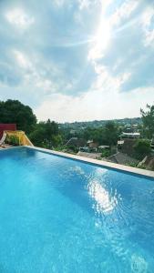 North Castle Full Ac Villa With Infinity Pool Dago Bandung