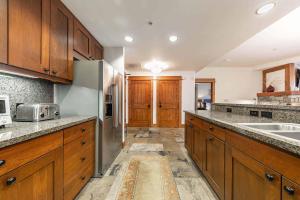 Big Horn Lodge 307 by East West Hospitality