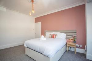 Balmoral Gardens - Vacant Nests