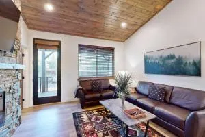 Jackson Villa #9 - Overgaard