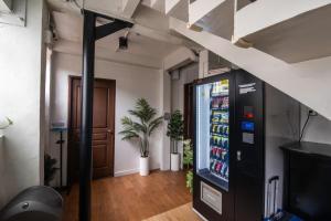 Homey and Cozey Poblacion Makati S12