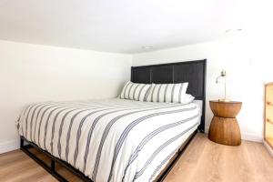 Extended Stay Retreat - Cozy yet Spacious Tiny Gem