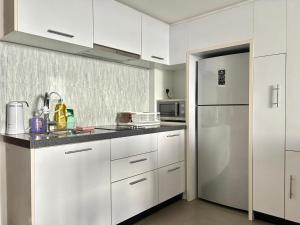Lynhomes 20 The Establishment Bangsar Stylish Studio Loft