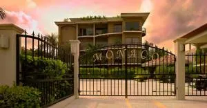 Monaco Condominiums - Jacó