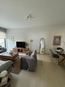 The rock view apartment - 武利亚格迈尼